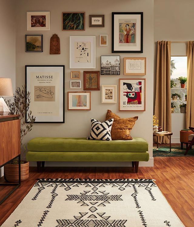 eclectic decor ideas gallery wall