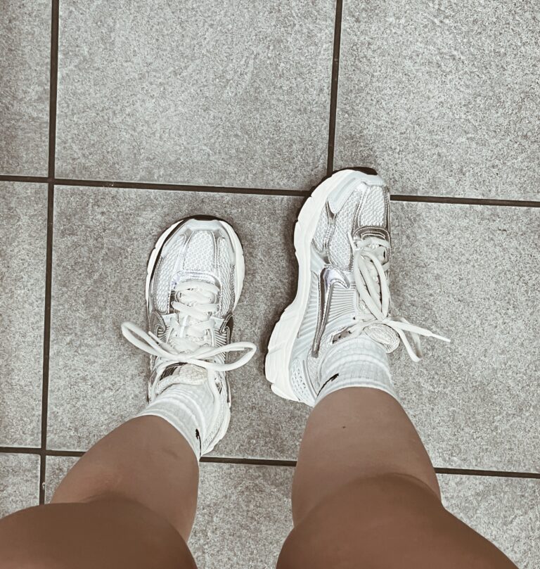 nike zoom vomero 5